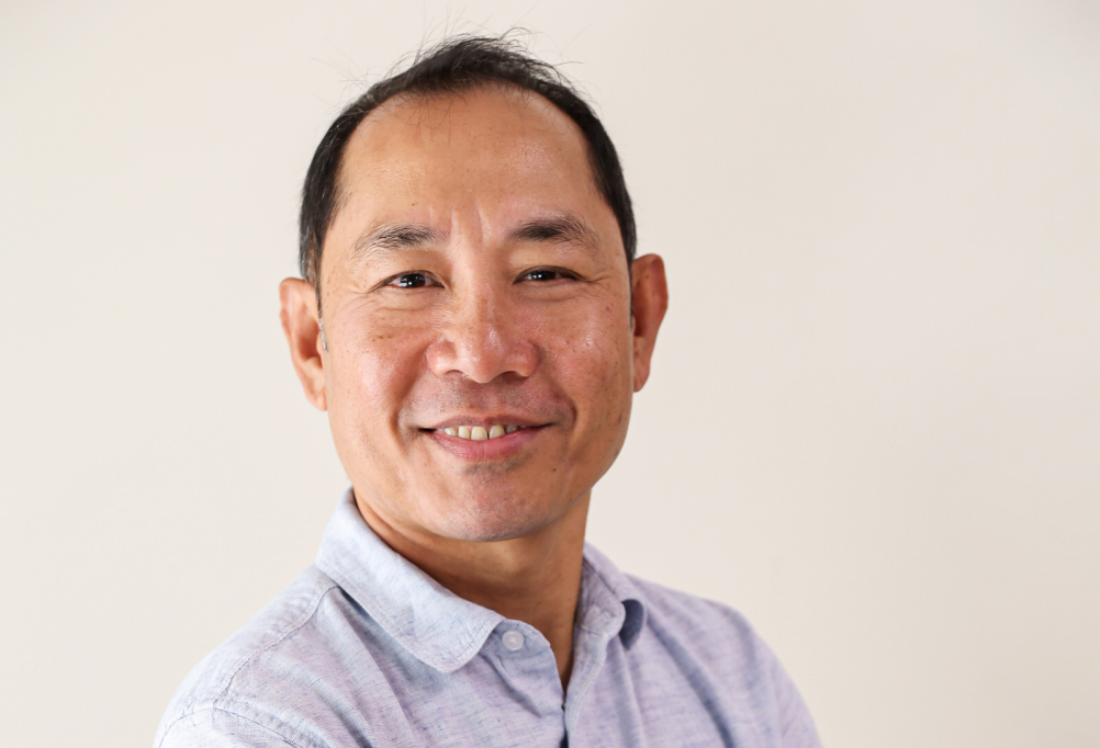 Henry Zaragoza from the Neighbourhood IT Team